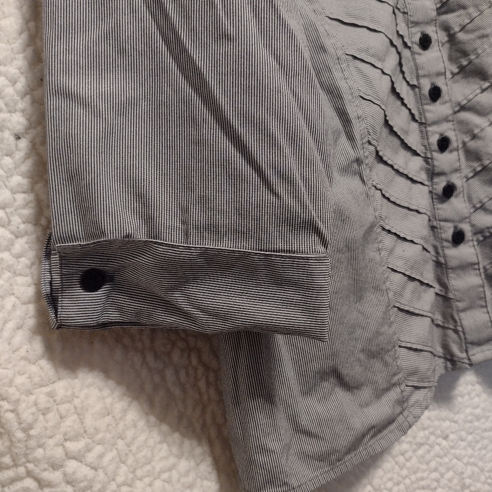 Striped Button Down - Picture 4 of 11